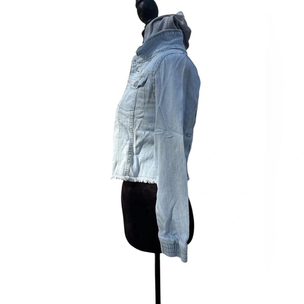 Cat & Jack Girls Hooded Cropped Denim Jacket L 10/12 Light Wash Frayed Hem‎